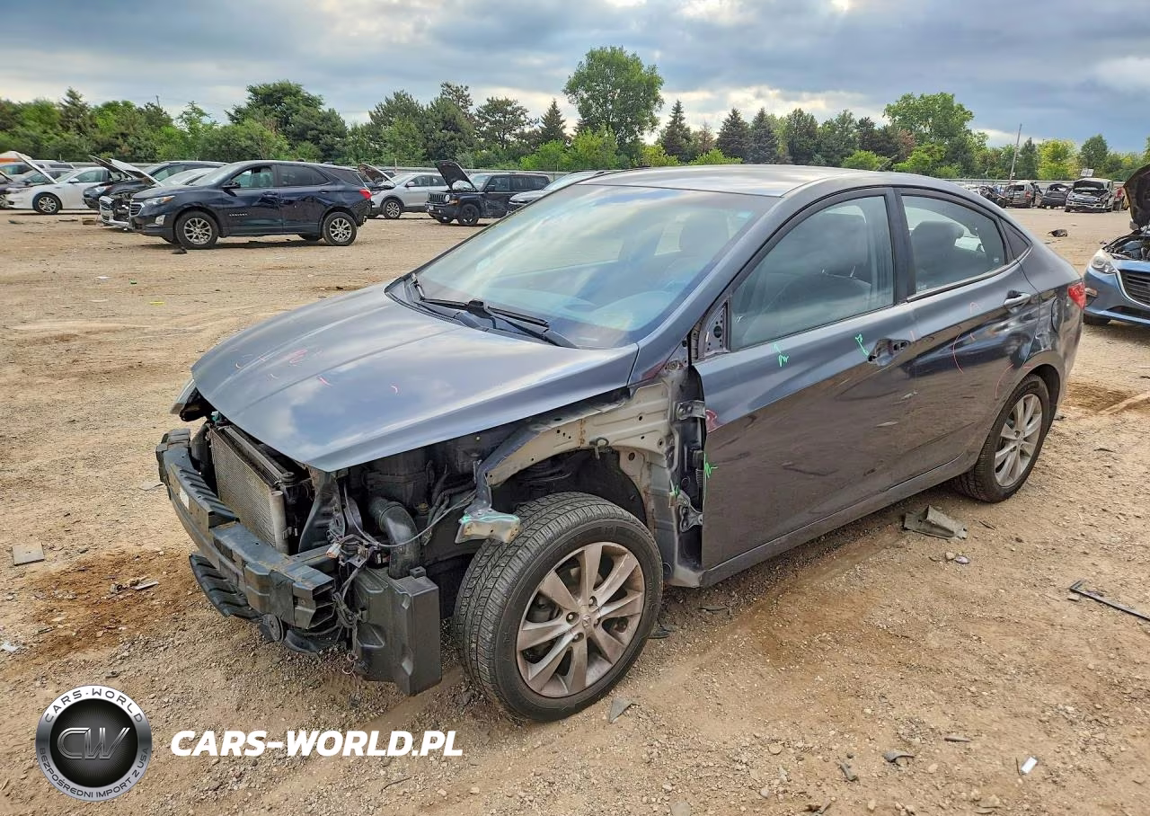 2012 Hyundai Accent Gls – zdjęcie 1 z 13