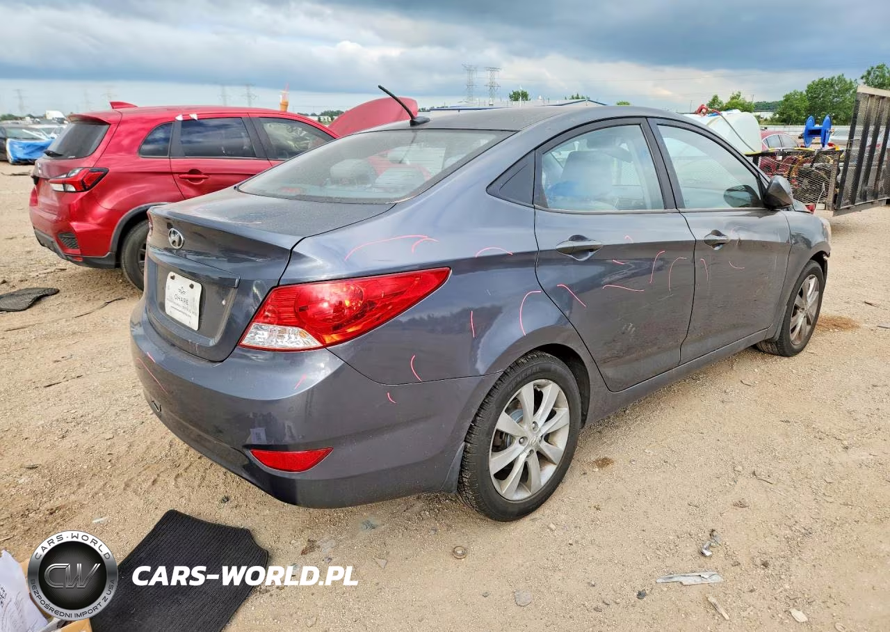 2012 Hyundai Accent Gls VIN:KMHCU4AE9CU168327 - 3
