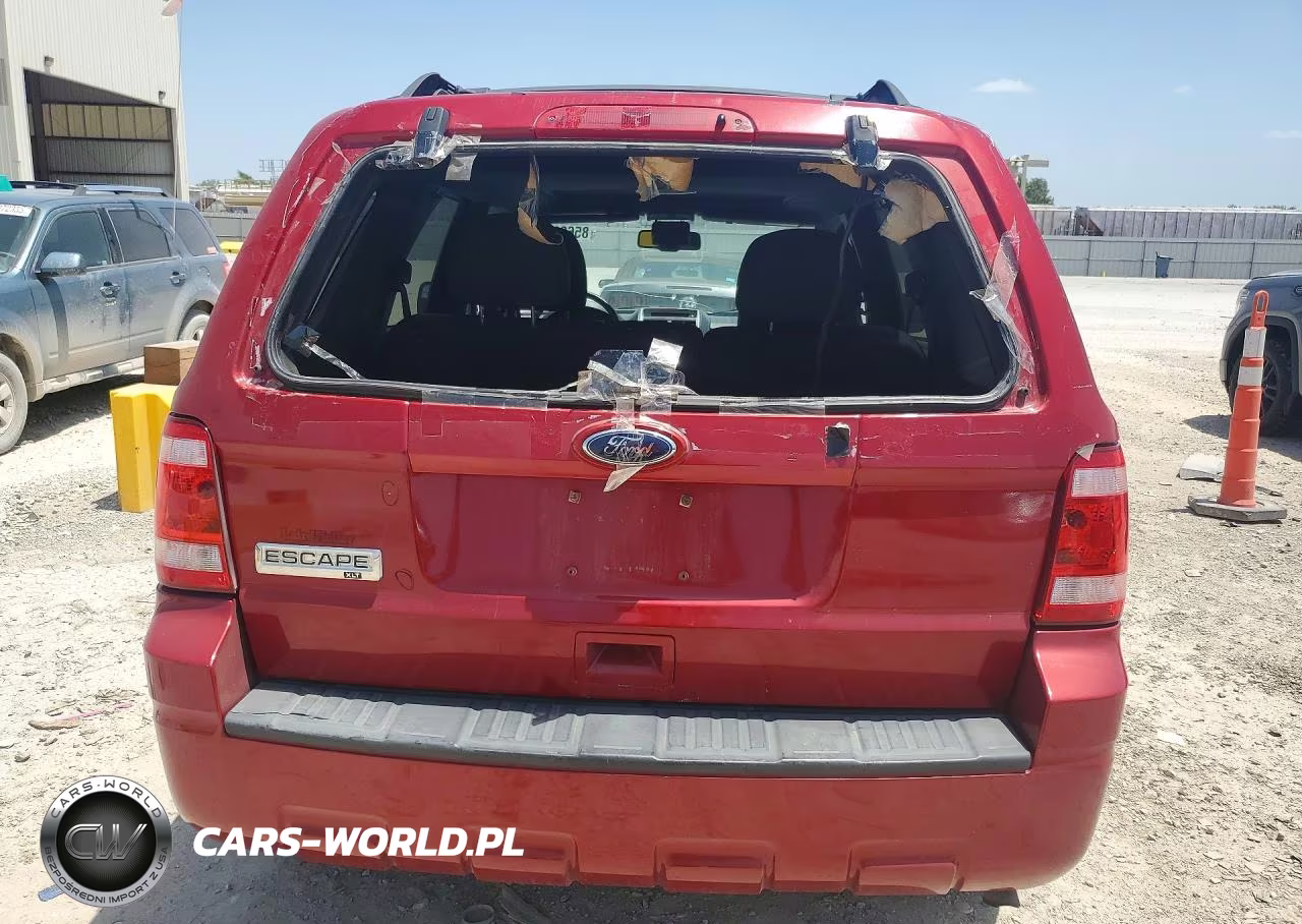 2010 Ford Escape Xlt VIN:1FMCU0D71AKD45855 - 6