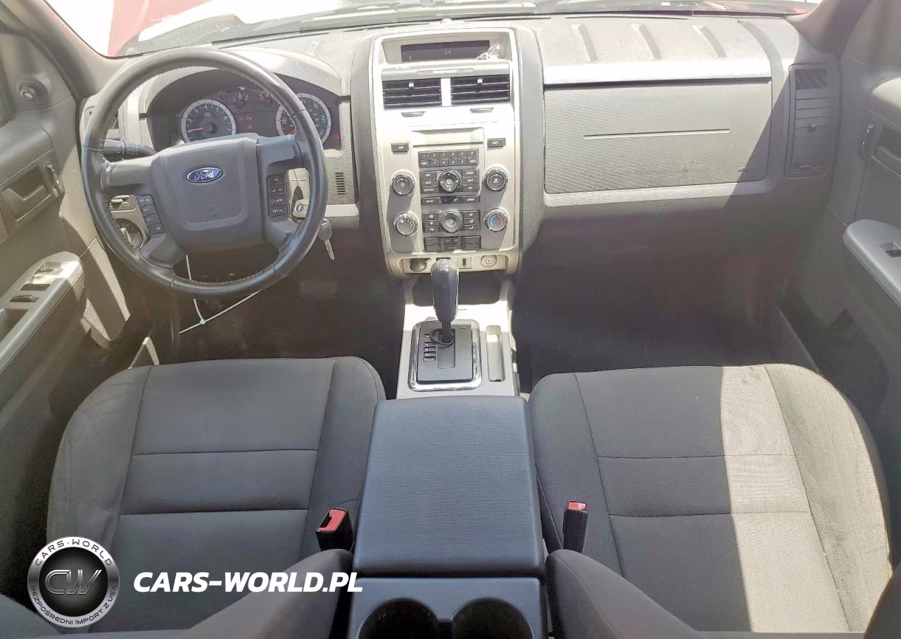 2010 Ford Escape Xlt VIN:1FMCU0D71AKD45855 - 8