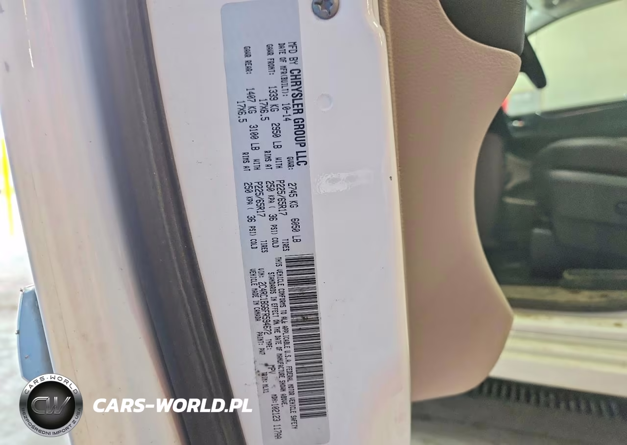 2015 Chrysler Town & Country Touring VIN:2C4RC1BG6FR594672 - 13