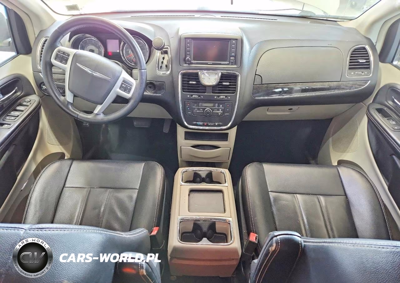 2015 Chrysler Town & Country Touring VIN:2C4RC1BG6FR594672 - 8