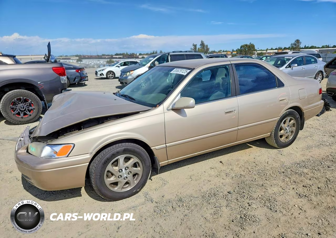 1999 Toyota Camry Le V6 – zdjęcie 1 z 12