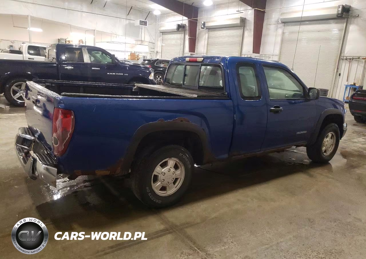 2005 Chevrolet Colorado VIN:1GCDT196658226395 - 3