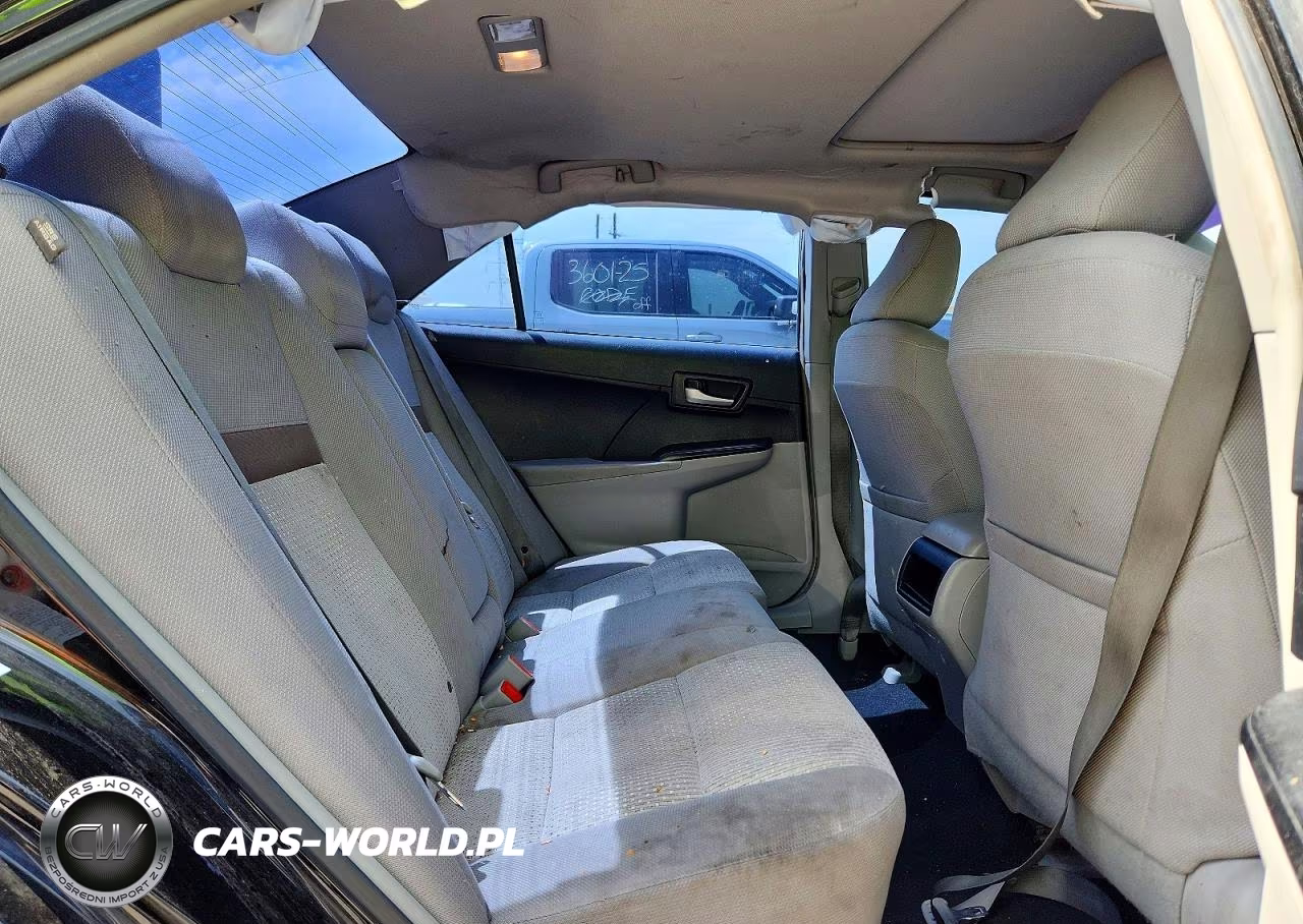 2014 Toyota Camry Le VIN:4T4BF1FK5ER405195 - 10