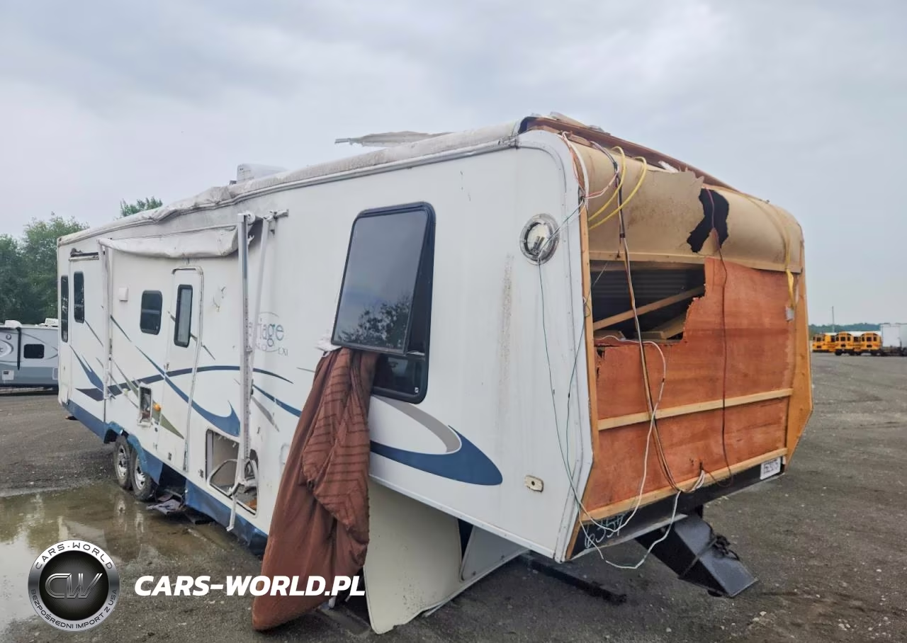 2005 Carriage Cameo Camper