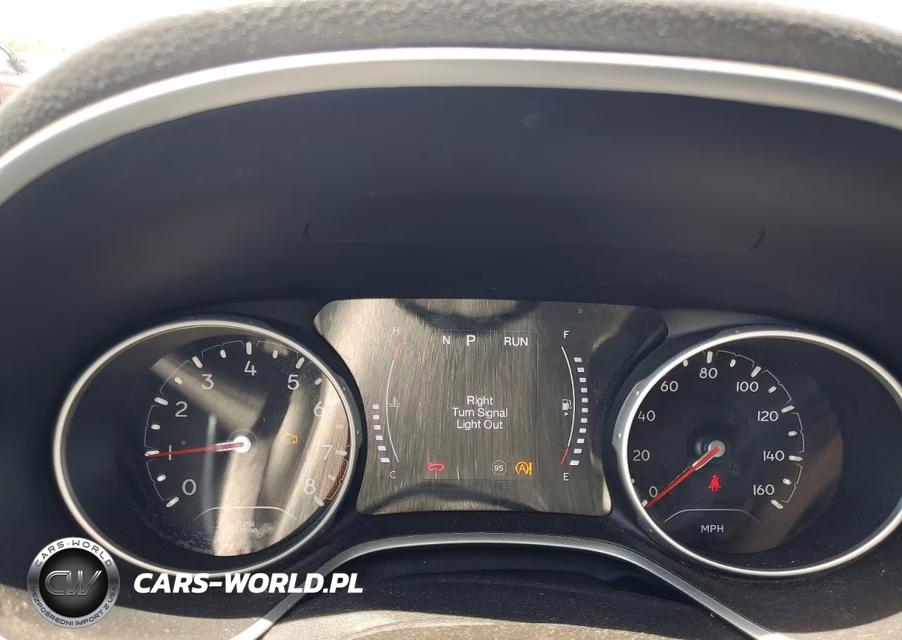 2020 Jeep Compass Latitude VIN:3C4NJDBB4LT251975 - 9