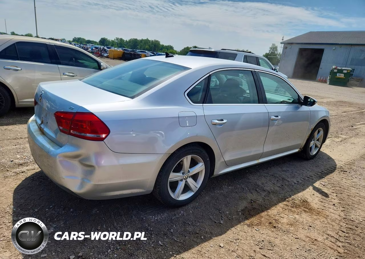 2012 Volkswagen Passat Se VIN:1VWBH7A30CC089233 - 3