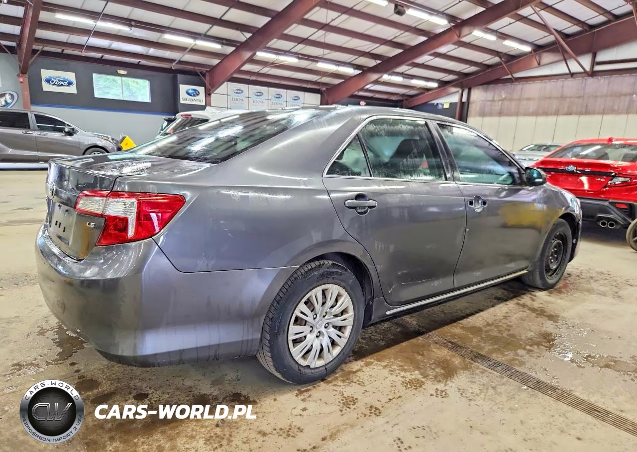 2012 Toyota Camry Le VIN:4T4BF1FK0CR158732 - 3