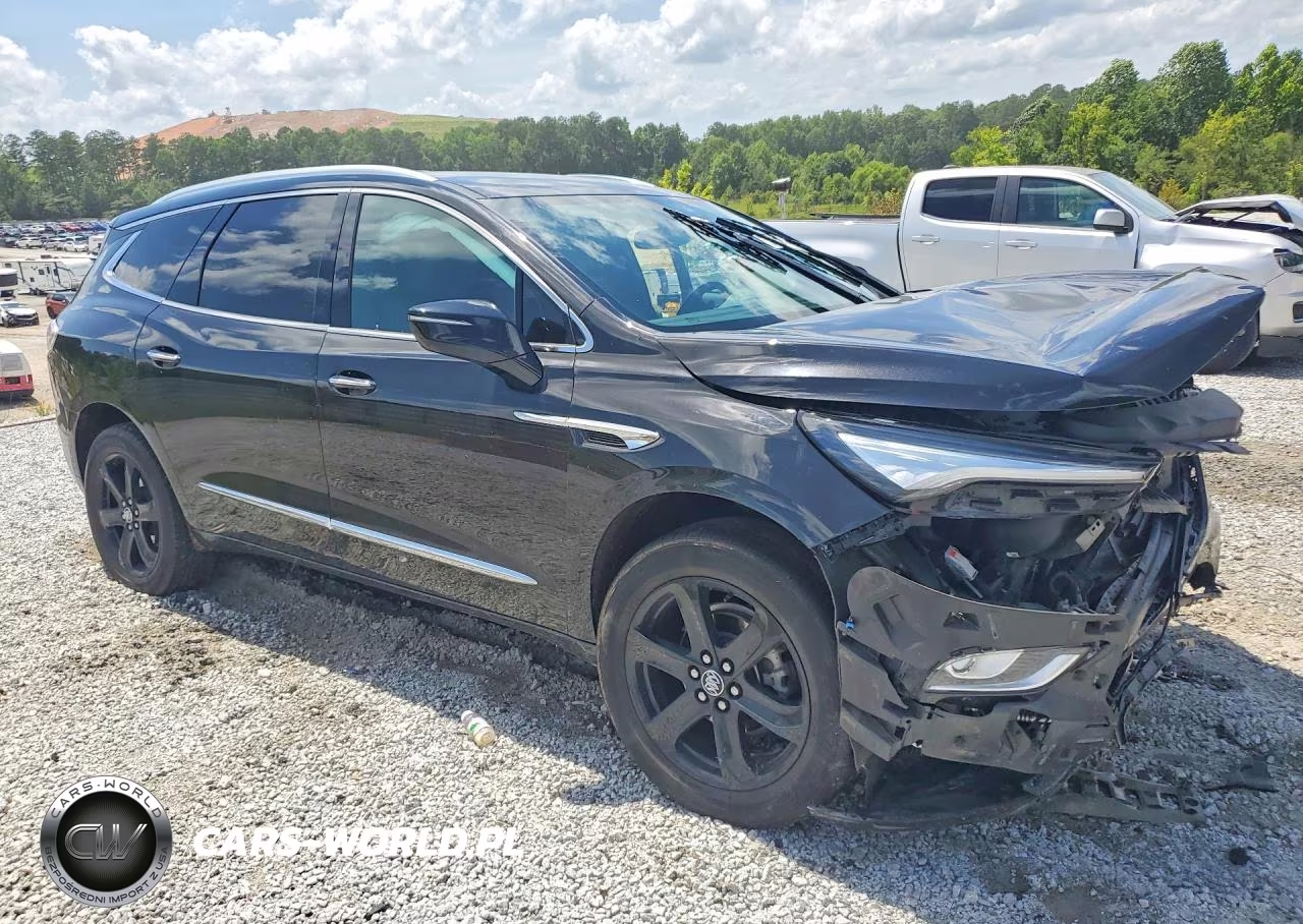 2023 Buick Enclave Essence VIN:5GAERBKWXPJ135033 - 4
