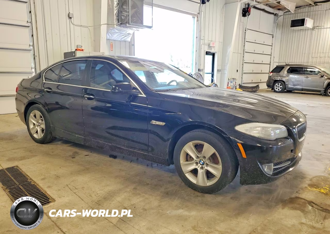 2013 BMW 528 Xi VIN:WBAXH5C54DD112050 - 4