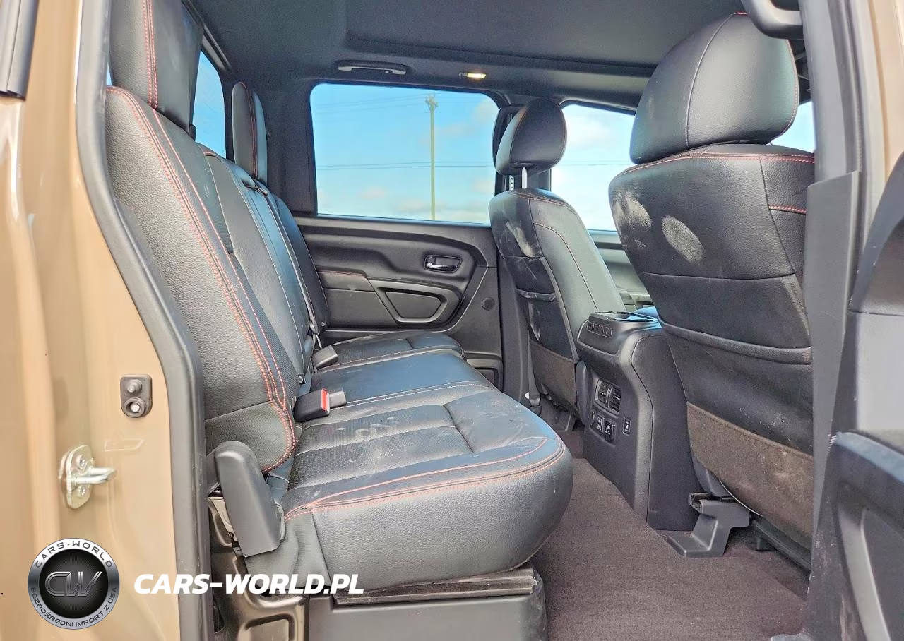 2023 Nissan Titan Pro-4X VIN:1N6AA1ED1PN112643 - 10