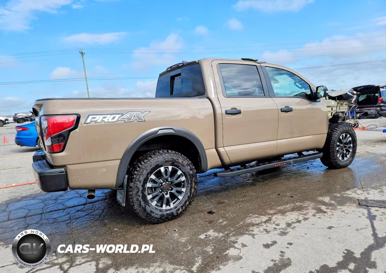 2023 Nissan Titan Pro-4X VIN:1N6AA1ED1PN112643 - 3