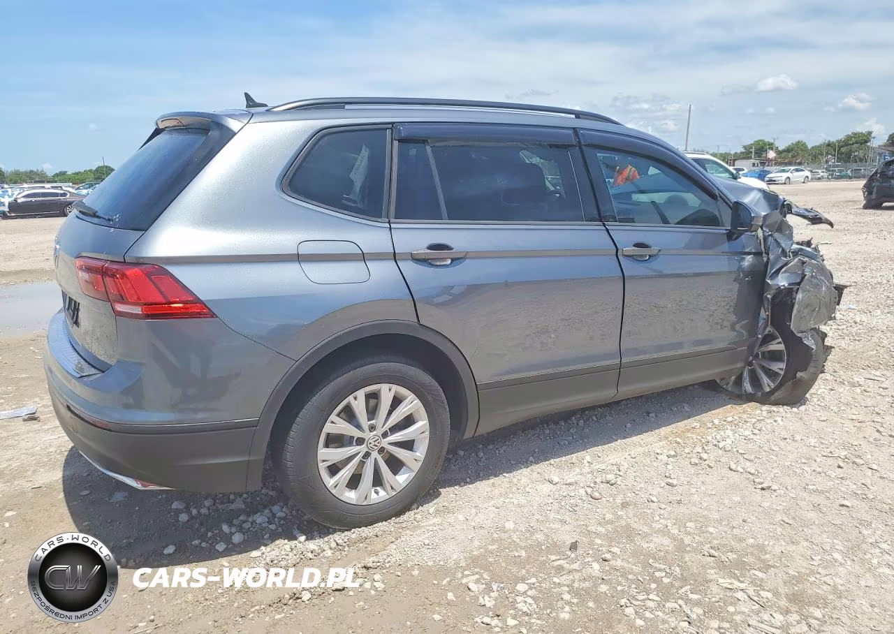 2020 Volkswagen Tiguan S VIN:3VV1B7AX7LM152699 - 3