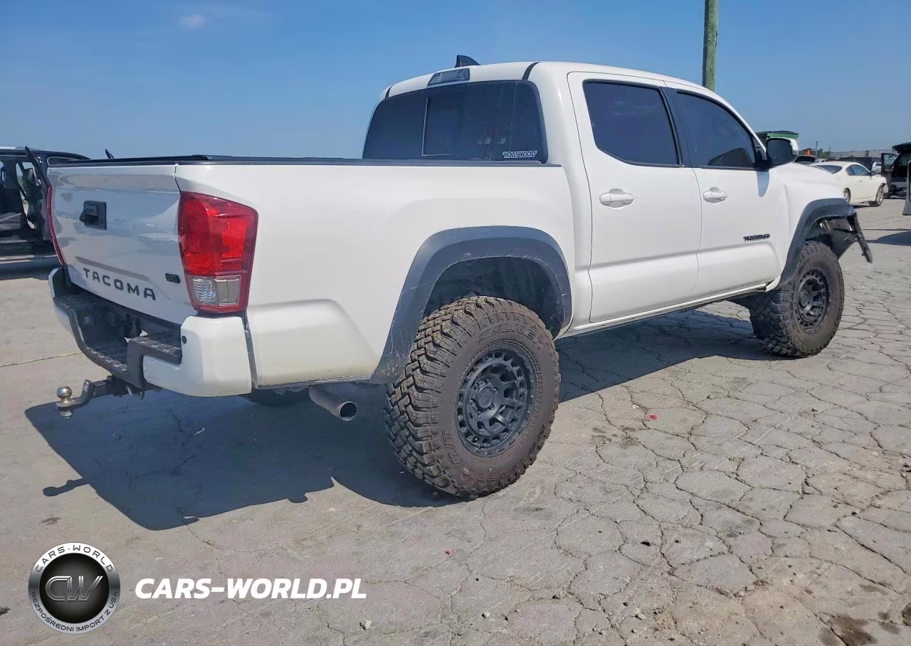 2022 Toyota Tacoma Trd Off-Road VIN:3TMCZ5ANXNM493829 - 3