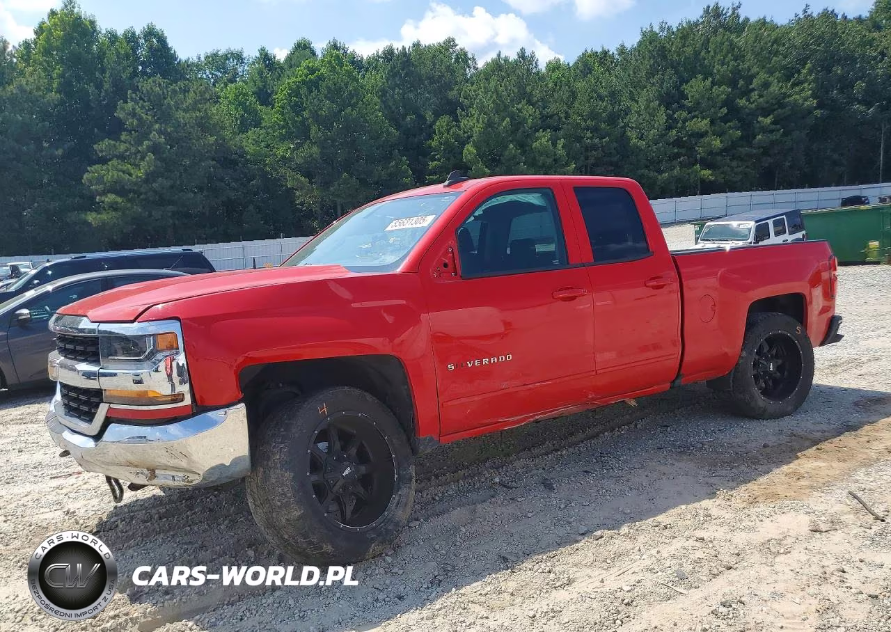 2018 Chevrolet Silverado – zdjęcie 1 z 12
