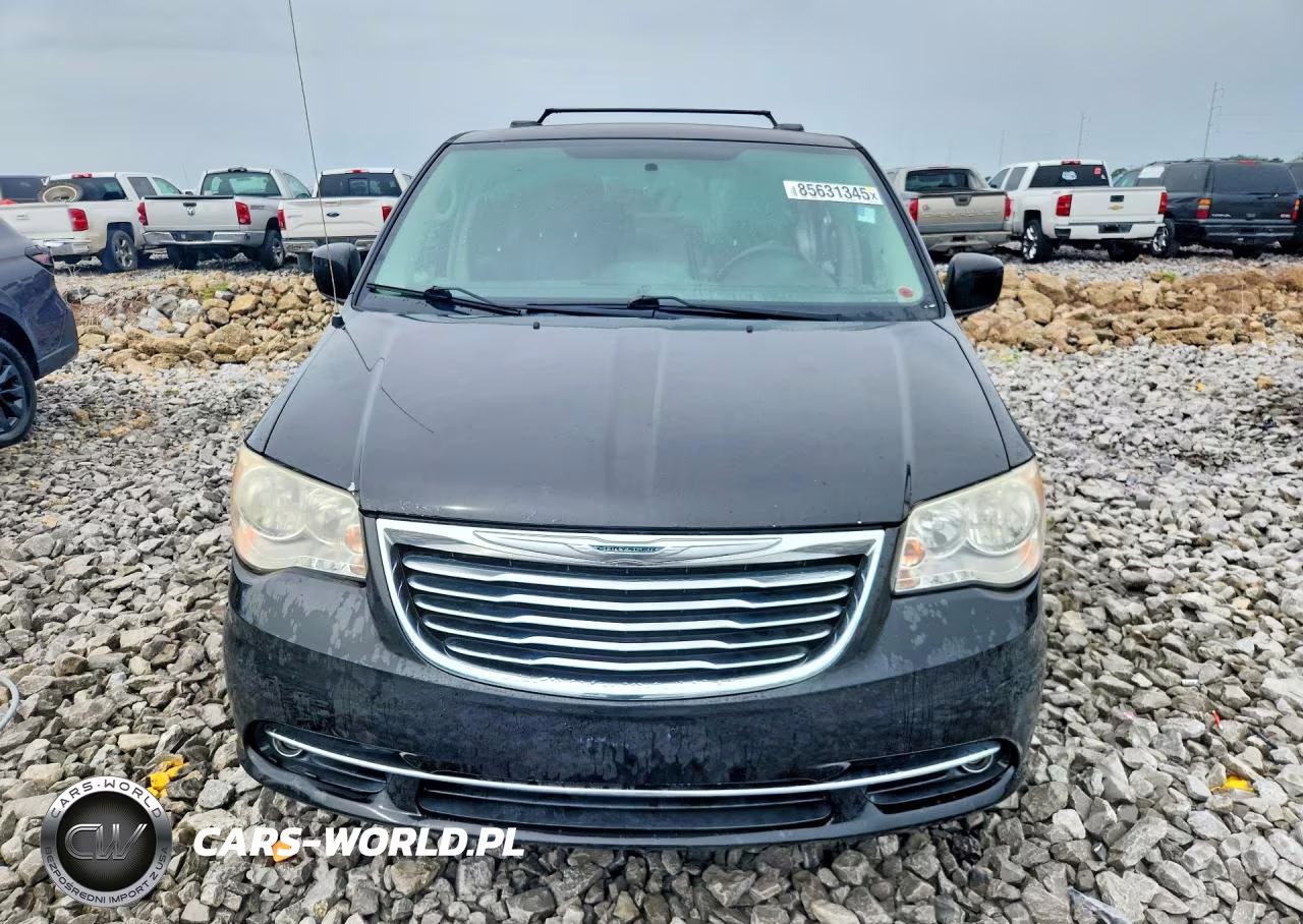 2014 Chrysler Town & Country Touring VIN:2C4RC1BG3ER111556 - 5