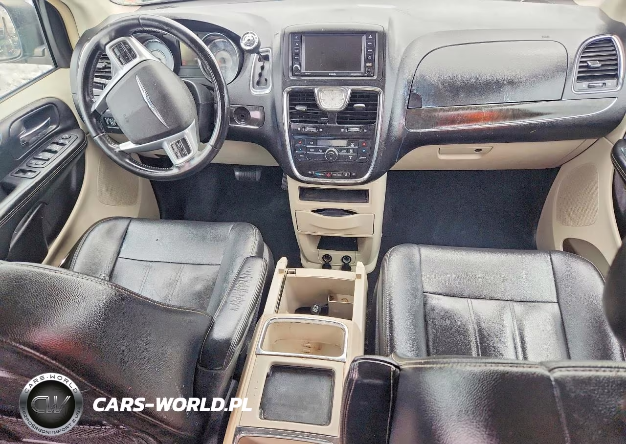 2014 Chrysler Town & Country Touring VIN:2C4RC1BG3ER111556 - 8