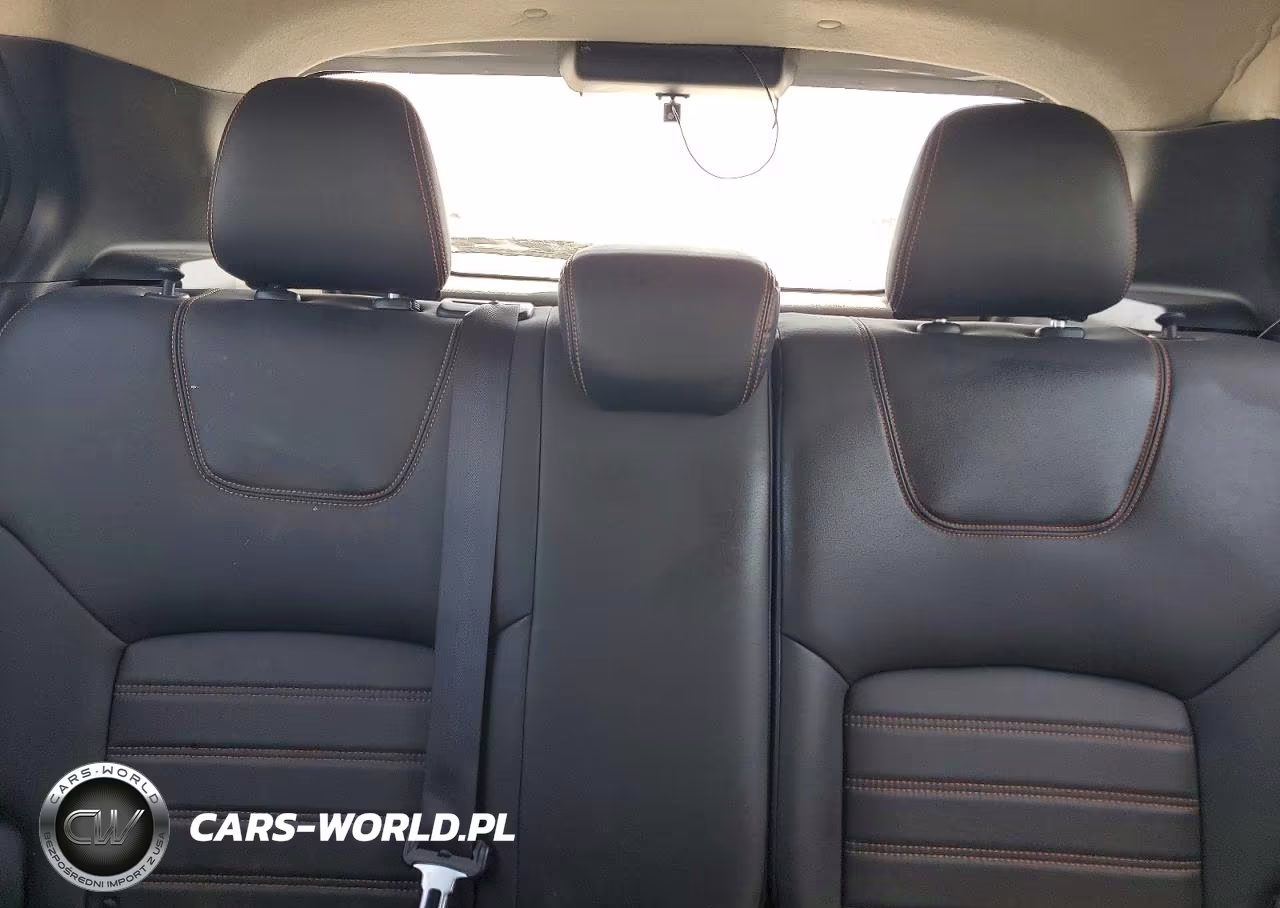2019 Nissan Kicks VIN:3N1CP5CU4KL496076 - 10