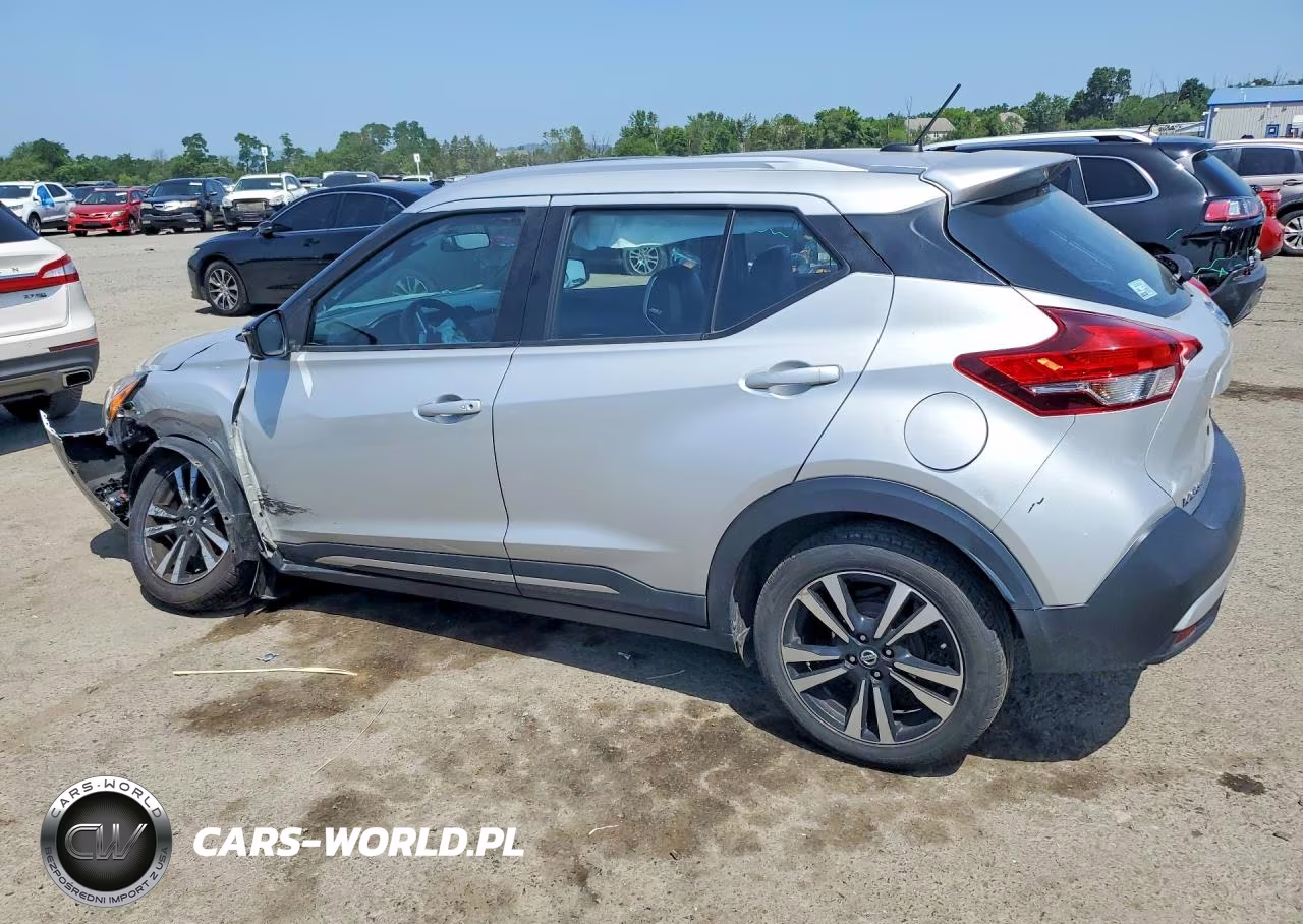 2019 Nissan Kicks VIN:3N1CP5CU4KL496076 - 2
