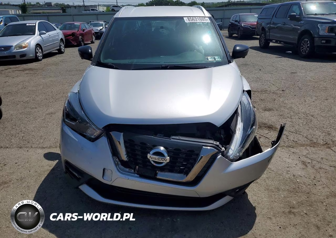 2019 Nissan Kicks VIN:3N1CP5CU4KL496076 - 5