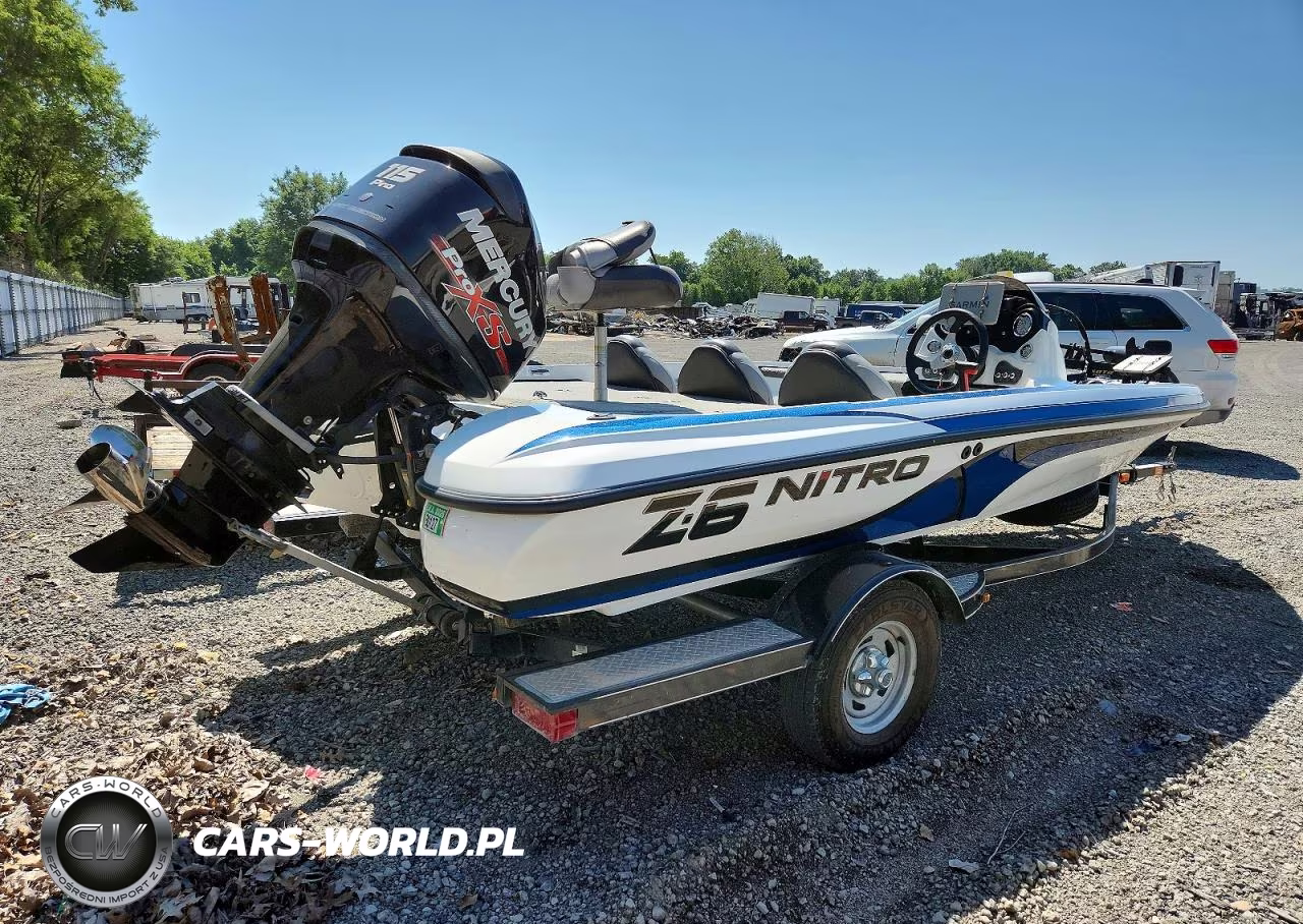 2015 Nitro Boat VIN:BUJ50369F415 - 4