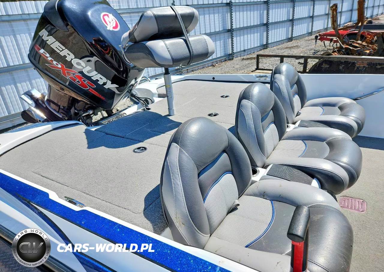2015 Nitro Boat VIN:BUJ50369F415 - 6