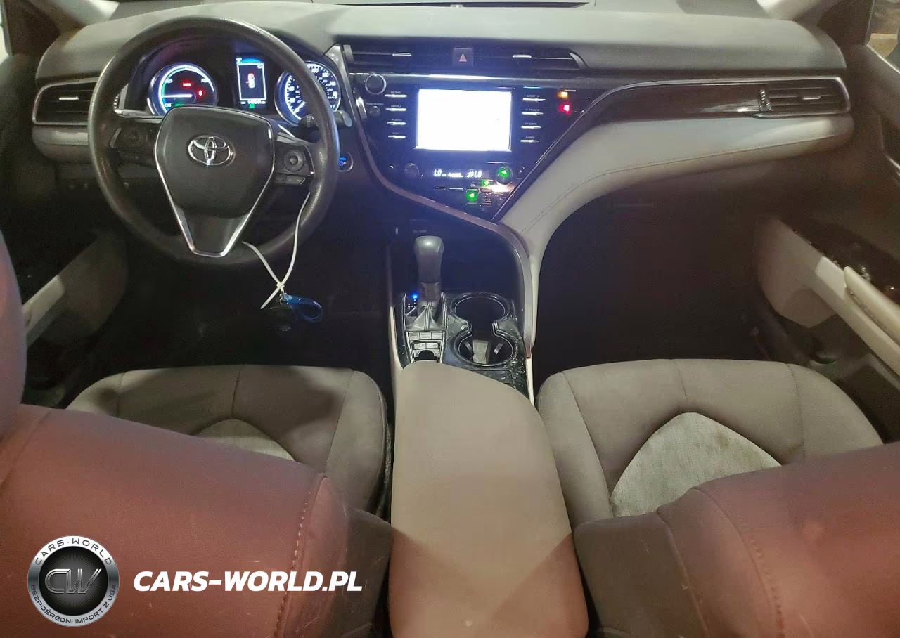 2019 Toyota Camry Le VIN:4T1B31HK6KU517273 - 8