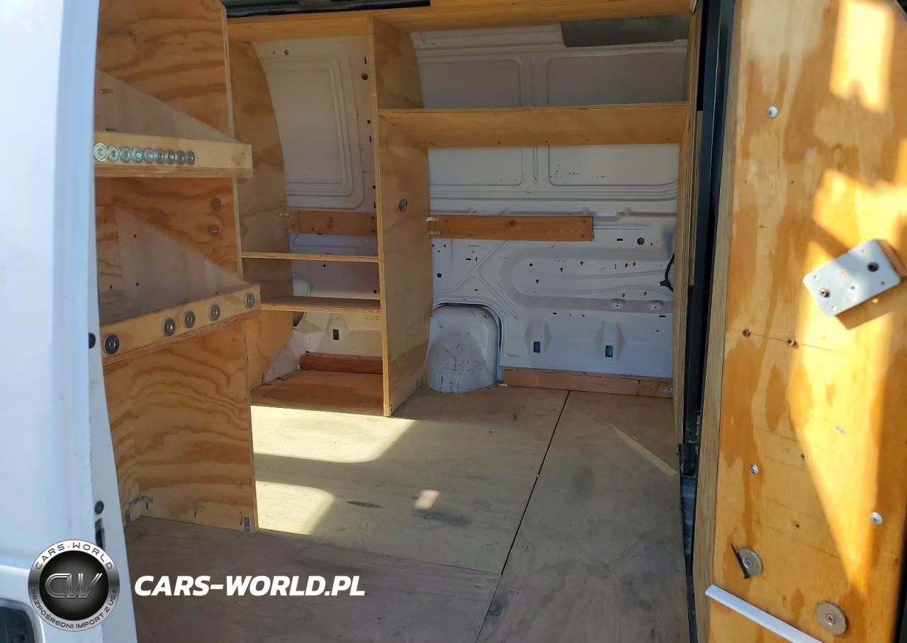 2005 Ford Econoline E150 Van VIN:1FTRE14L25HA54556 - 10