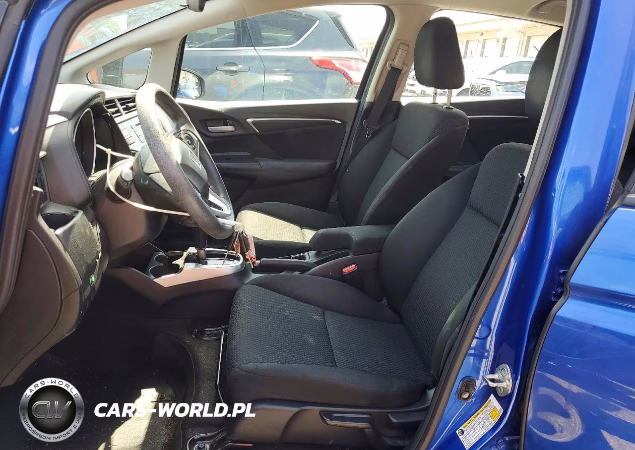 2020 Honda Fit Lx VIN:3HGGK5H47LM727572 - 7