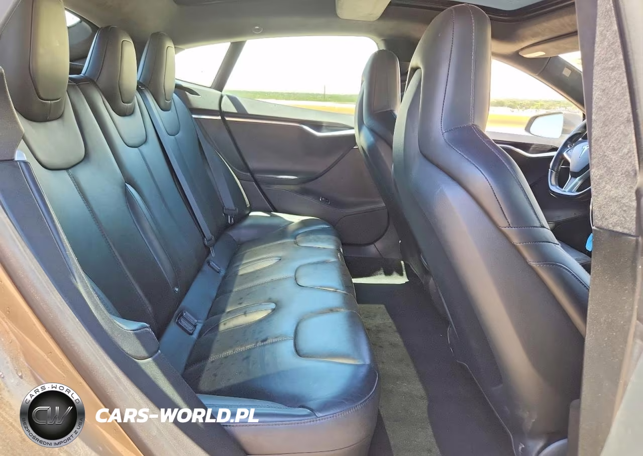 2015 Tesla Model S 70D VIN:5YJSA1S28FF091930 - 10