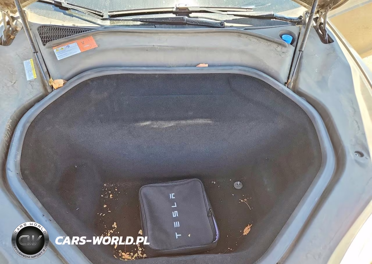 2015 Tesla Model S 70D VIN:5YJSA1S28FF091930 - 11