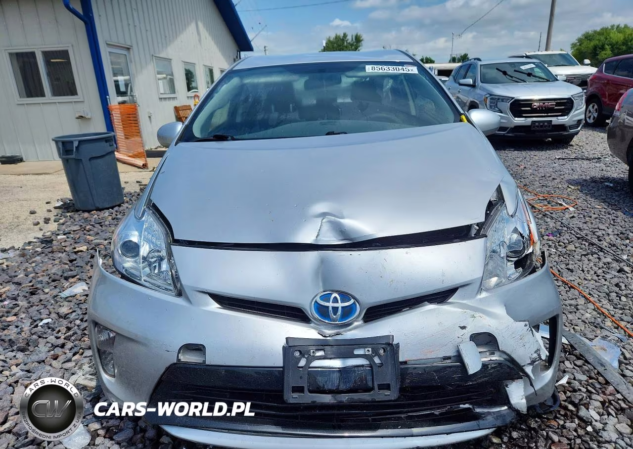 2015 Toyota Prius Two VIN:JTDKN3DU9F1992750 - 5