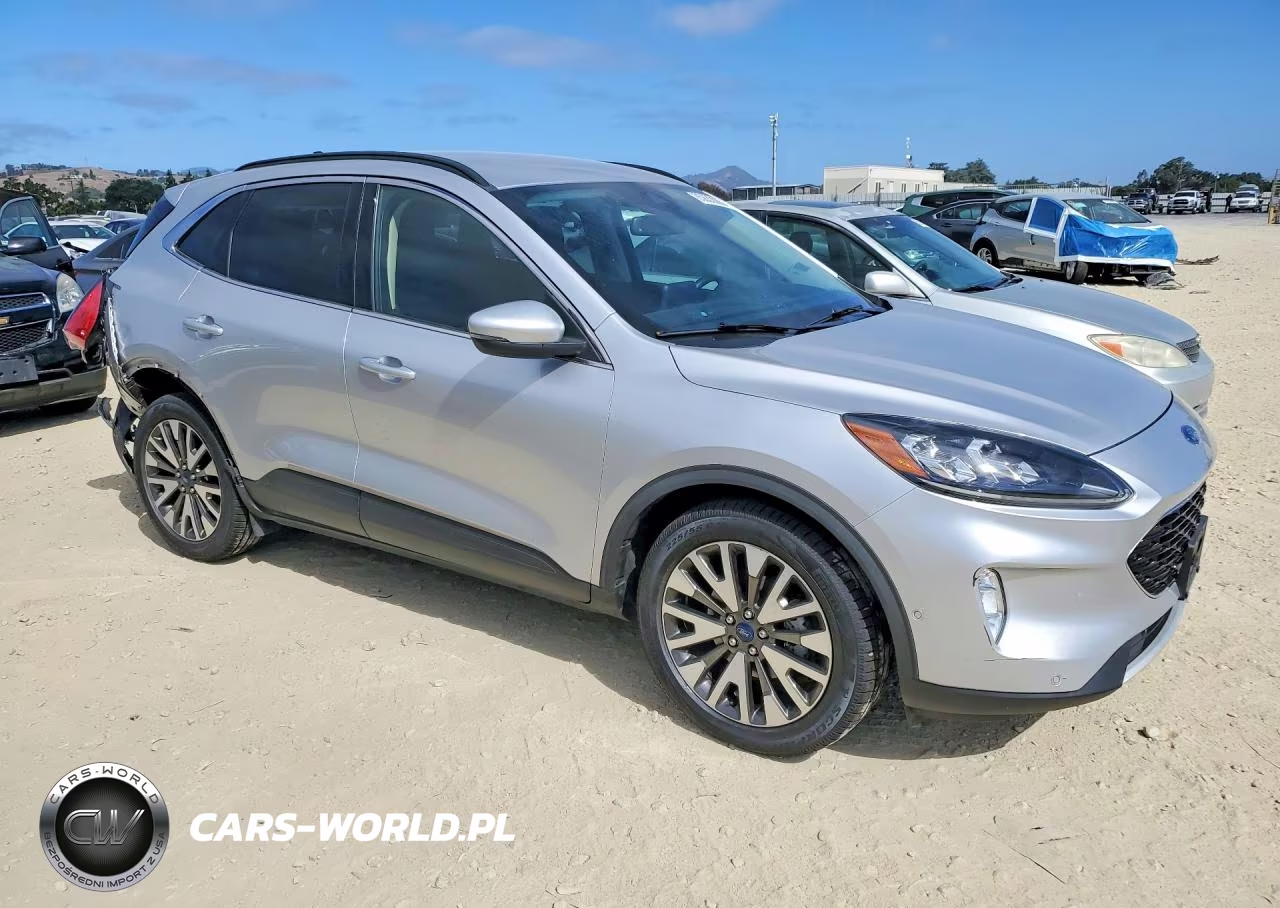 2020 Ford Escape Titanium VIN:1FMCU9J94LUA14995 - 4