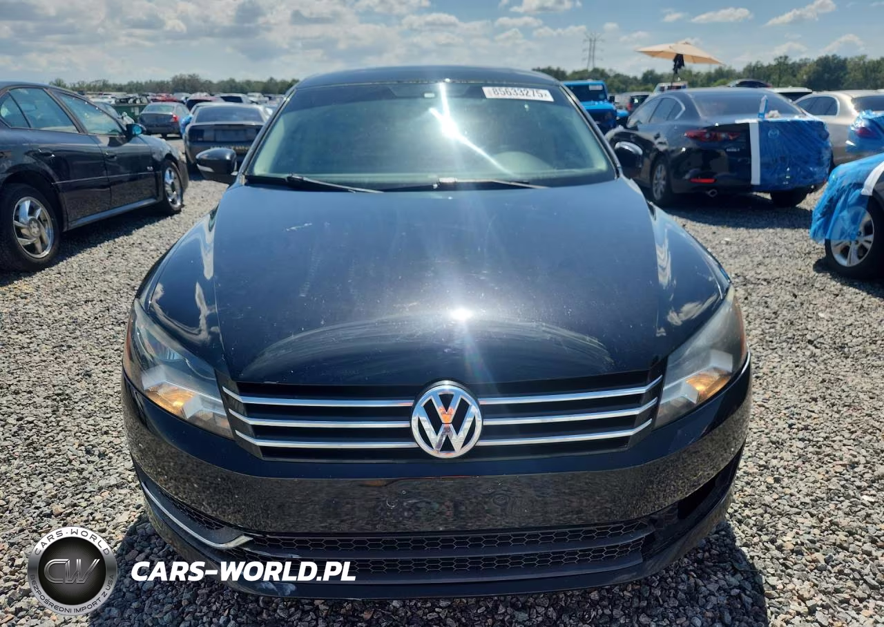 2013 Volkswagen Passat Se VIN:1VWBP7A3XDC053375 - 5