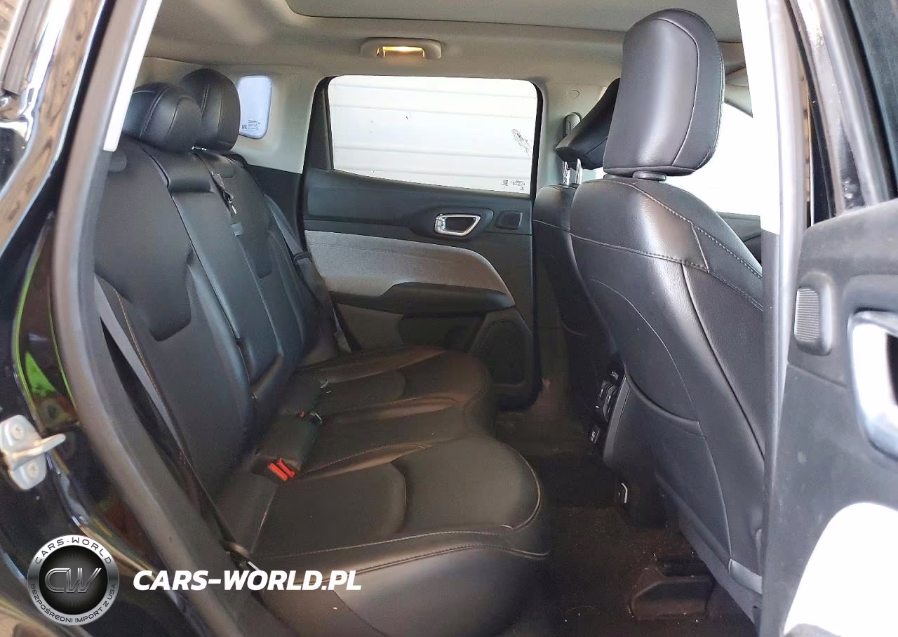 2022 Jeep Compass Latitude Lux VIN:3C4NJDFB0NT144239 - 11