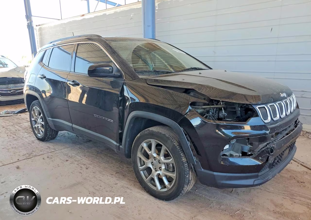 2022 Jeep Compass Latitude Lux VIN:3C4NJDFB0NT144239 - 4