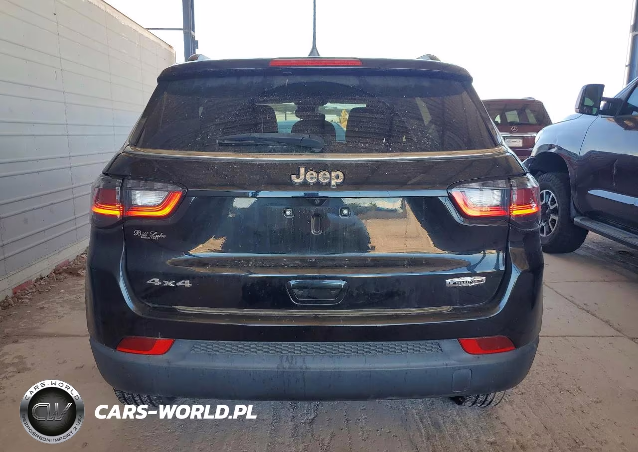 2022 Jeep Compass Latitude Lux VIN:3C4NJDFB0NT144239 - 6