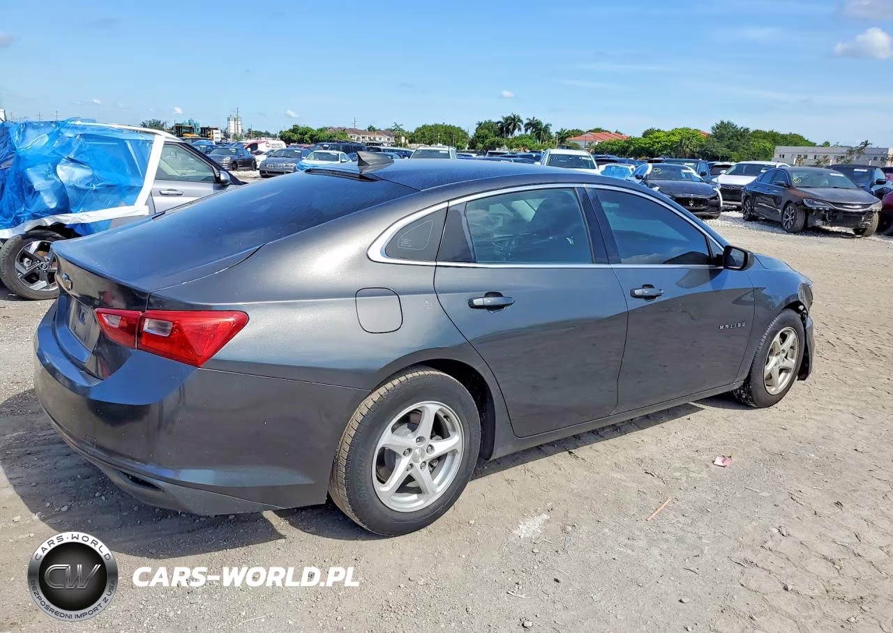 2018 Chevrolet Malibu Ls VIN:1G1ZB5ST7JF194653 - 3