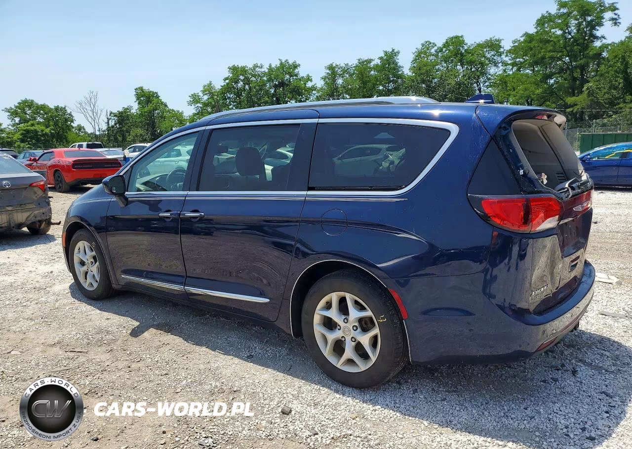 2018 Chrysler Pacifica Touring L Plus VIN:2C4RC1EG5JR189150 - 2