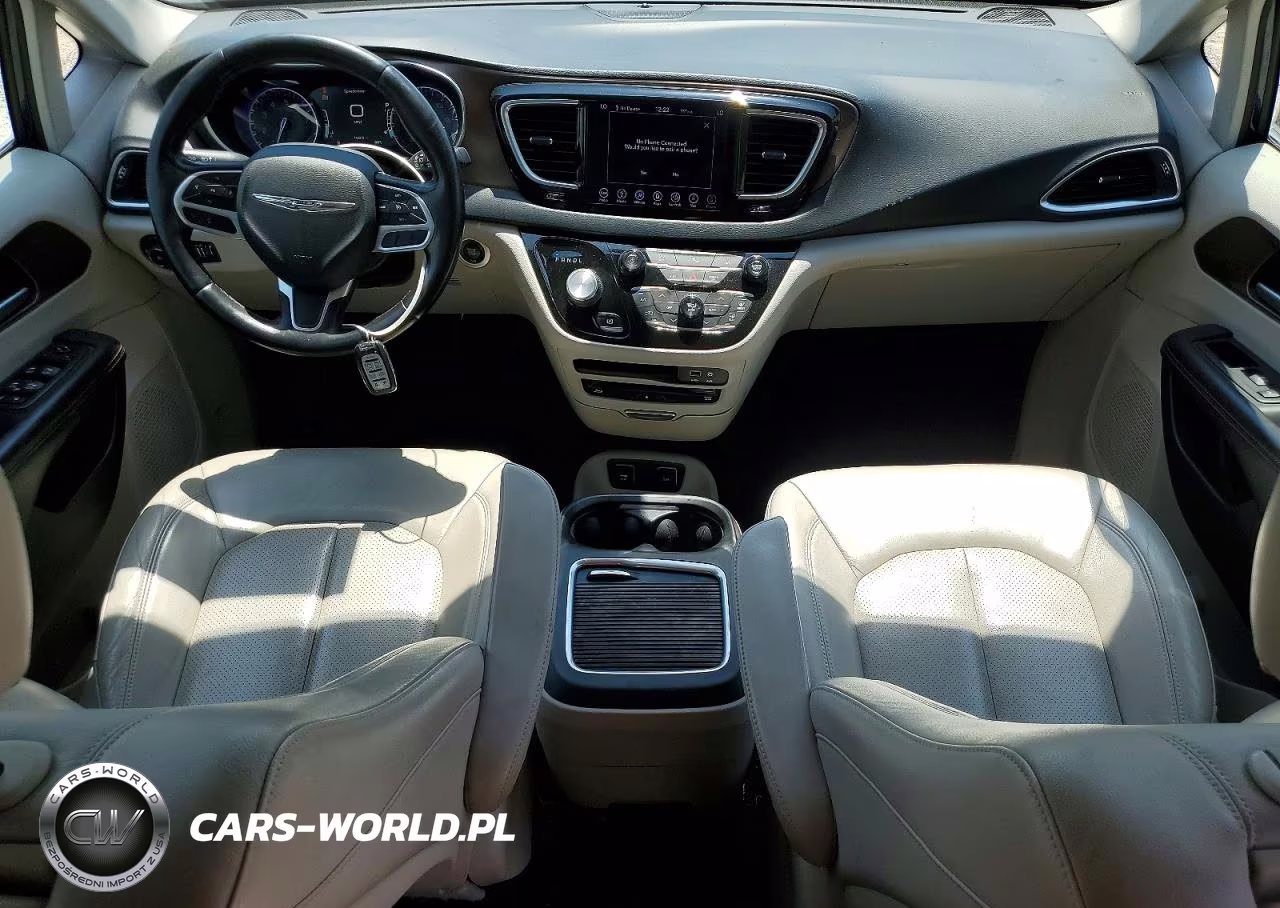 2018 Chrysler Pacifica Touring L Plus VIN:2C4RC1EG5JR189150 - 8