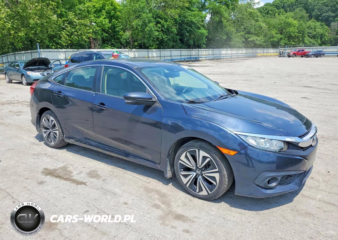 2018 Honda Civic Ex VIN:JHMFC1F85JX007960 - 4