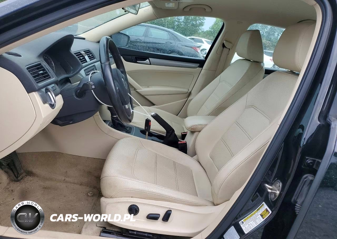 2015 Volkswagen Passat S VIN:1VWAS7A36FC060899 - 7