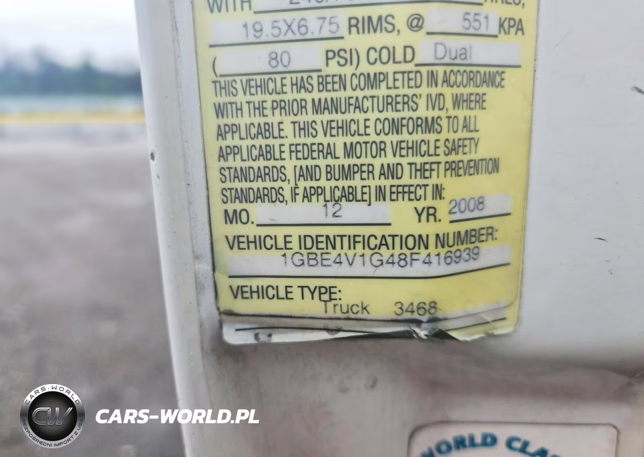 2008 Chevrolet C4 Bucket Truck VIN:1GBE4V1G48F416939 - 10