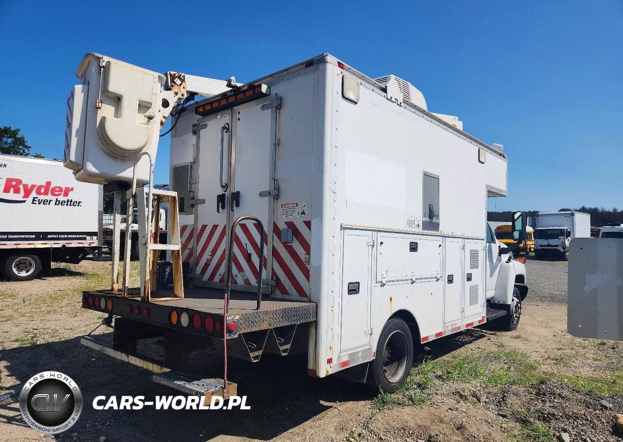 2008 Chevrolet C4 Bucket Truck VIN:1GBE4V1G48F416939 - 4
