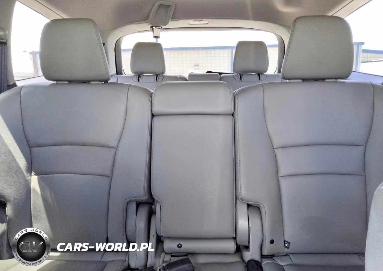 2016 Honda Pilot Touring VIN:5FNYF6H94GB021890 - 10
