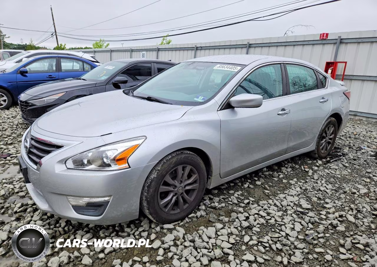 2015 Nissan Altima 2.5 S – zdjęcie 1 z 12