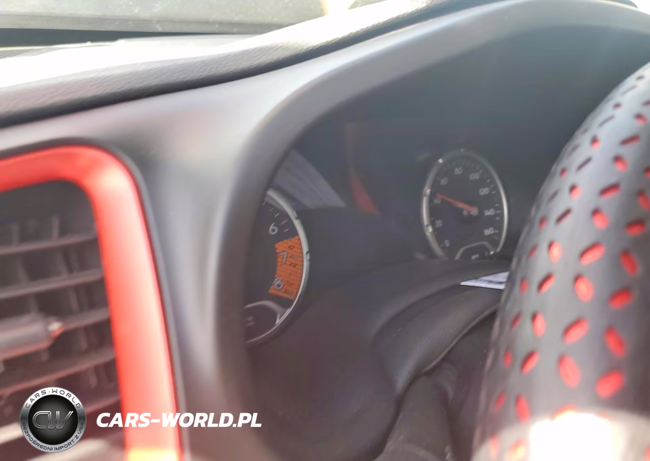 2022 Jeep Renegade VIN:ZACNJDC17NPN95622 - 9