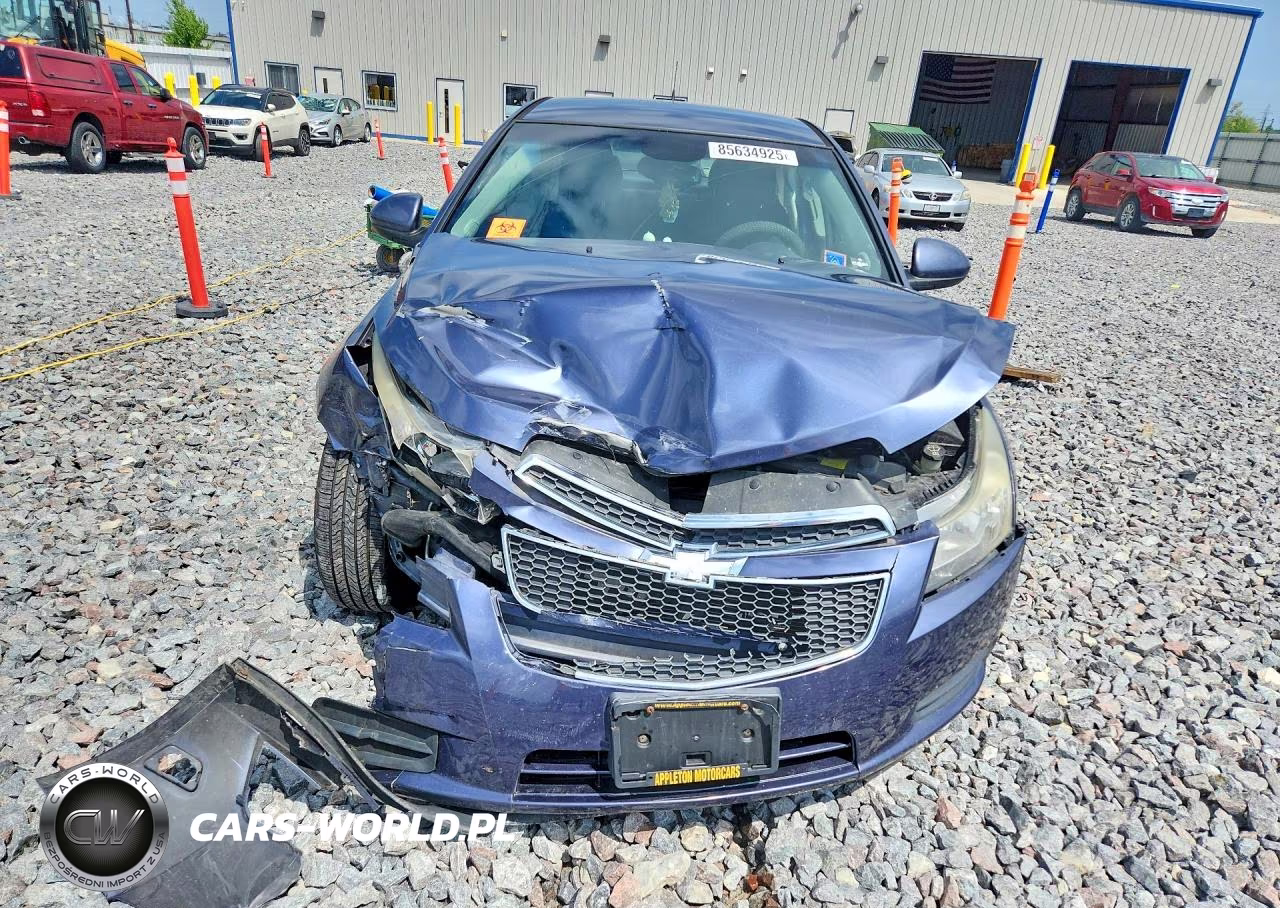 2013 Chevrolet Cruze Lt VIN:1G1PC5SB1D7153283 - 5
