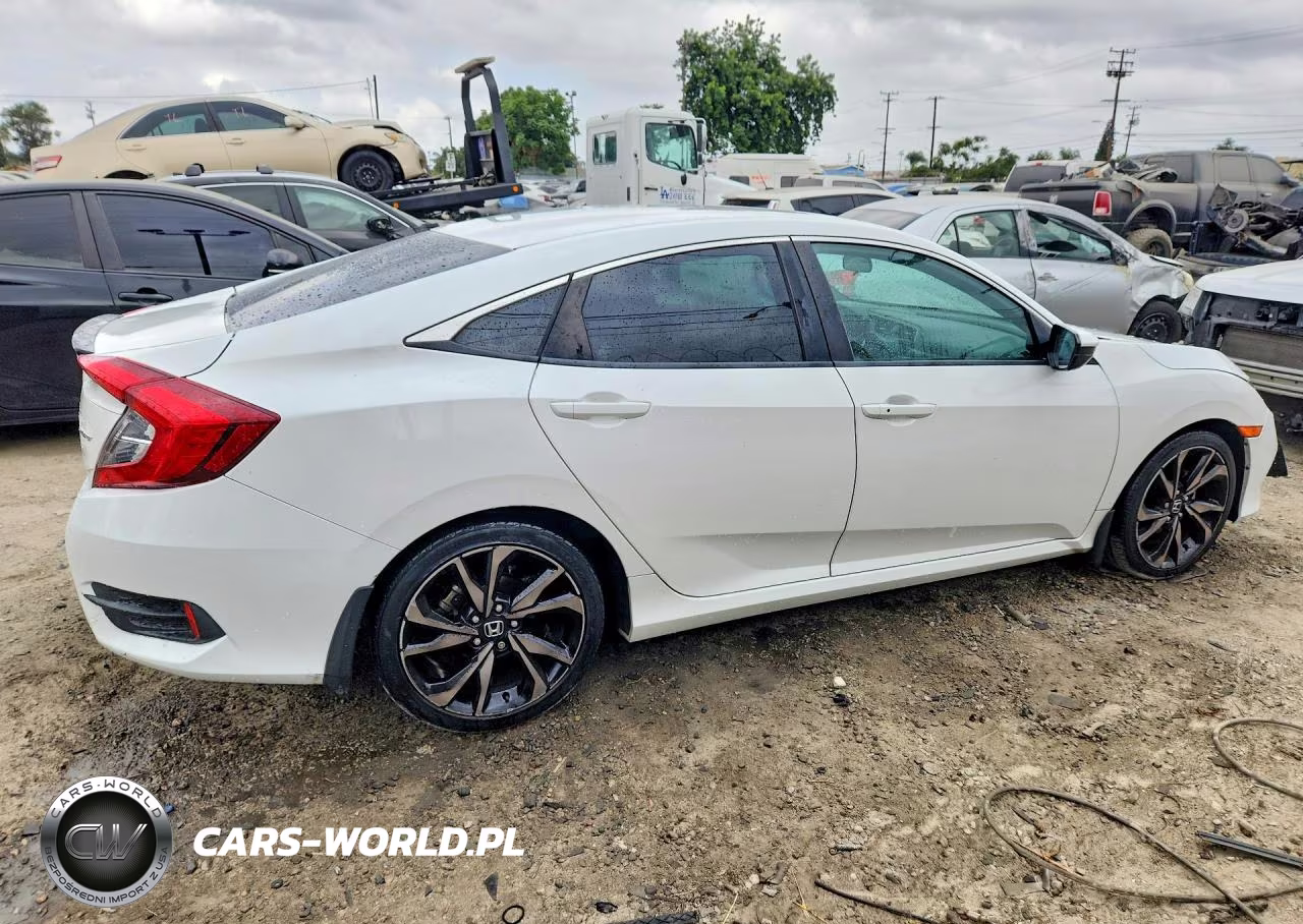 2019 Honda Civic Sport VIN:2HGFC2F86KH536784 - 3